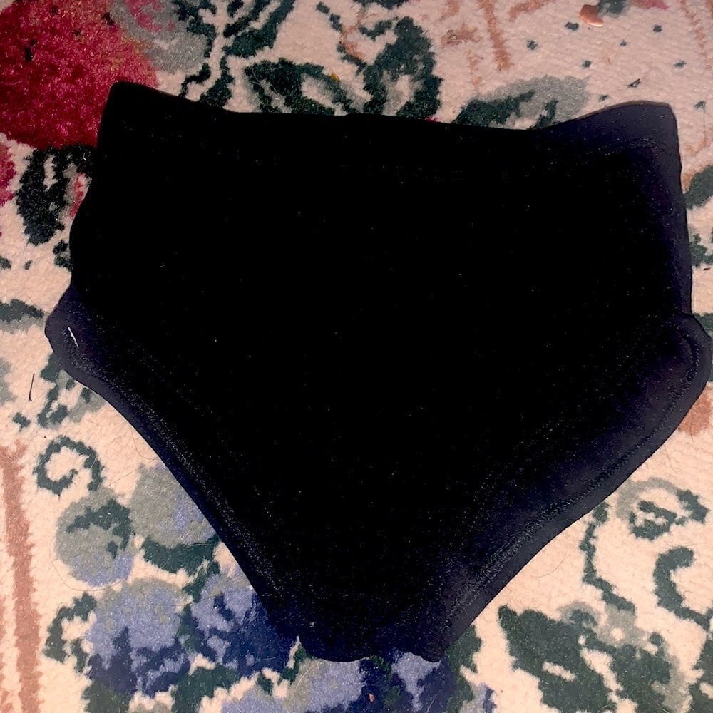 Athletic bottoms size small